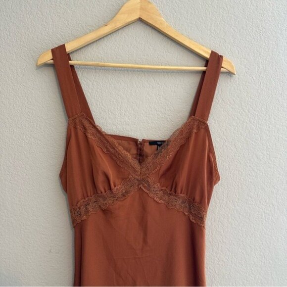 Forever 21 XL Brown Slip Dress Lace Detail Cut-Out Back Sleeveless Y2K Aesthetic - Picture 4 of 12